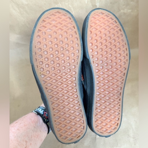 Vans Festival Black Satin Floral Embroidered Slip On Sneakers. Size 6.5 - Picture 6 of 7